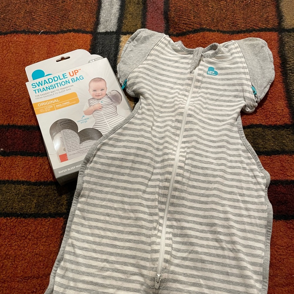 love to dream swaddle up size M transition sleep sack